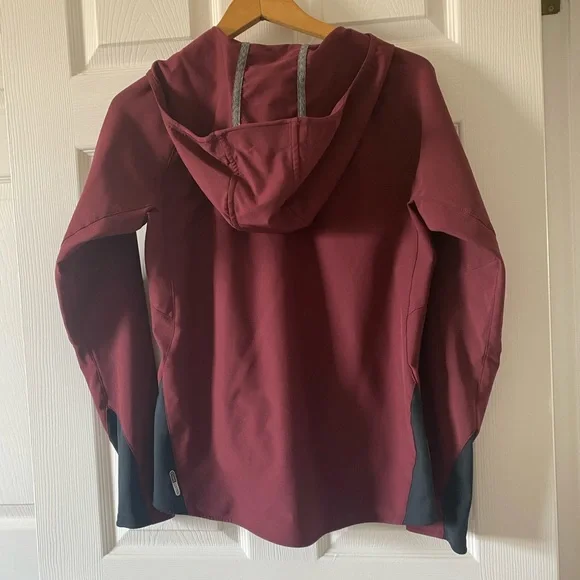 Merrell Maroon Lightweight Select Shield Jacket - Picture 8 of 11